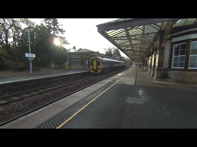 2 DMU trains stopping at Gleneagles on 2024-11-12 at 09-55 Visinse 3d VR180