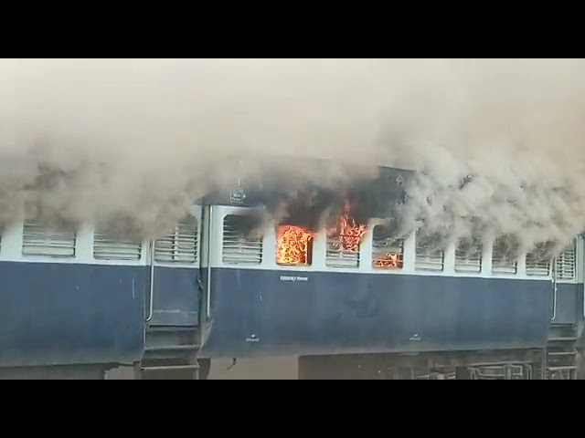 In Ballia, a train set on fire by mob agitating against the centre's Agnipath scheme. #breakingnews