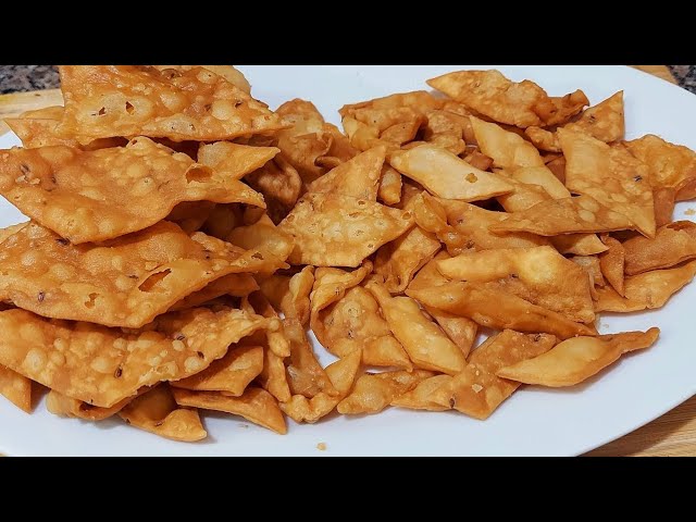 Namak Pare Recipe/ Namak Para Recipe/ Namak paray/ Iqra Food Fusion - IFF