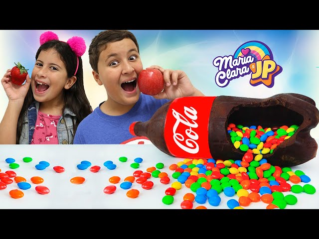 Maria Clara and JP Chocolate & Soda Challenge for Mom