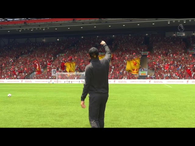 Jurgen Klopp Dancing  with fans