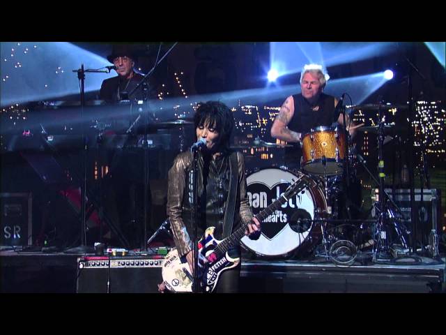 Joan Jett & The Blackhearts Any Weather (606 Version) David Letterman 03 07 2014