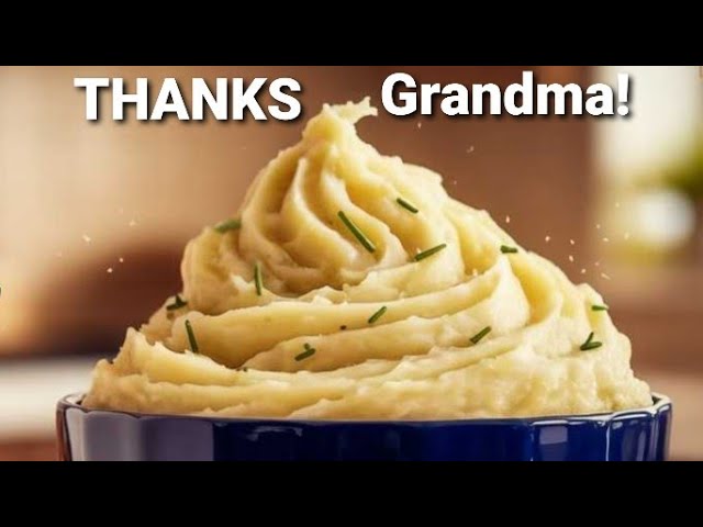 The Creamiest Southern Garlic Mashed Potatoes | How to make whipped potatoes