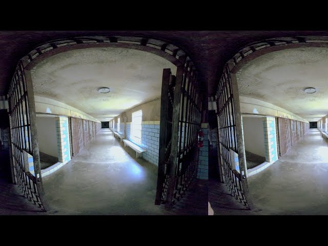 Creepy Prison Tour in 3D VR