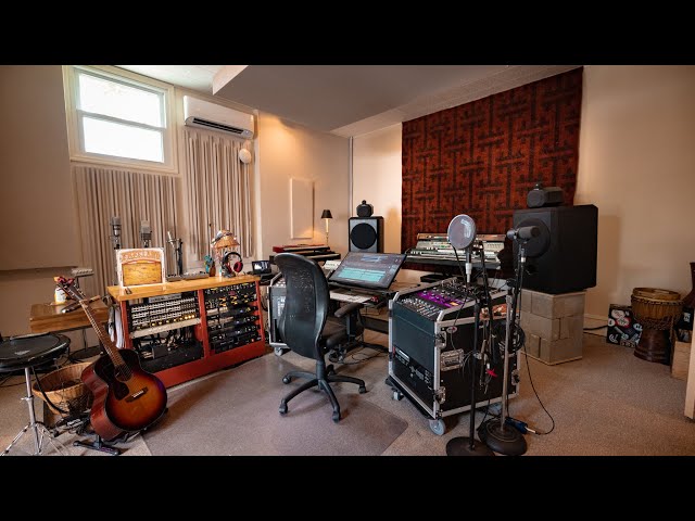 EPIC HOME STUDIO Setup 2024 | Tommy Wiggins (studio tour)