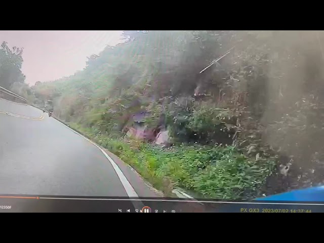 騎士阿里山公路自摔亡 行車紀錄器曝光