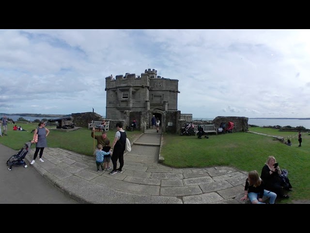 Pendennis Castle & Tudor Music. 360 Degree View.