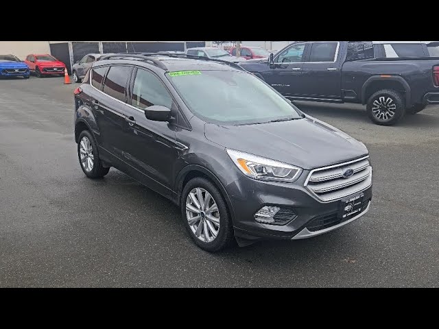 2019 Ford Escape SEL FWD.