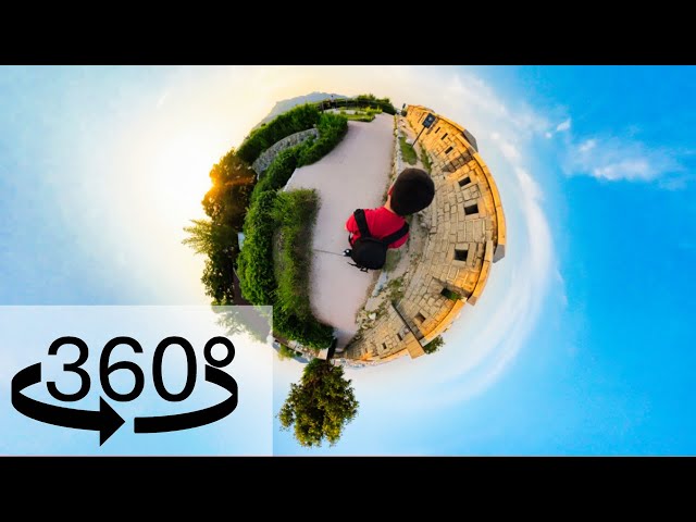 8K 360 VR Evening Walk at Naksan Park - Seoul City Wall