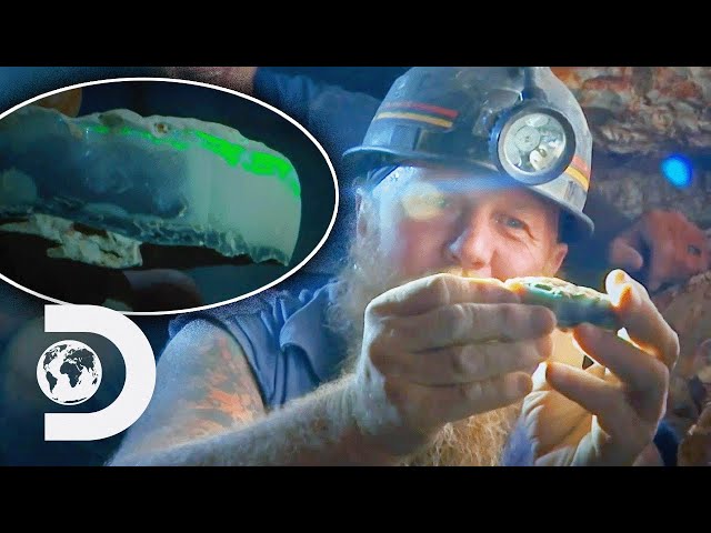 The Bushmen Find $7K Worth Of Opal In A Claim They Paid $8K For | Outback Opal Hunters