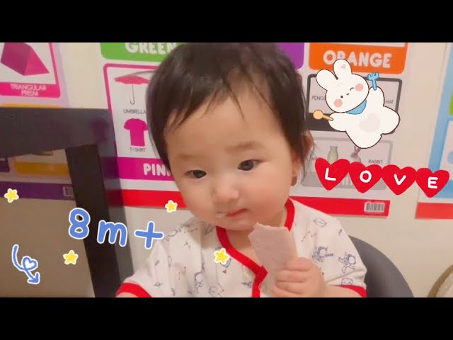 #babyvalerie eating rice cracker rice rusks #hungrybaby 8m+ Baby eating moment Adorable reaction yum