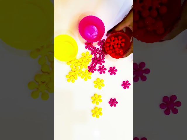 Satisfying reverse video 🎉 ASMR colourful beads #oddlysatisfying #shorts #asmr #satisfying