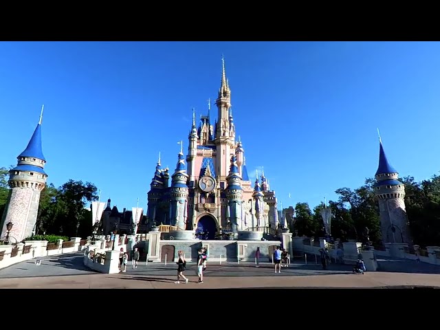 At Magic Kingdom in Walt Disney World in Orlando Florida - 360° walking video