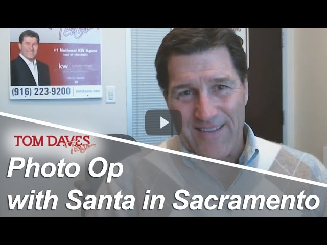 Sacramento Real Estate Agent: Photo op with Santa in Sacramento