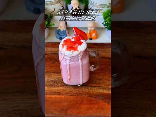 Strawberry Milkshake Recipe 🍓 | Strawberry Milkshake at home #Shorts #strawberry #milkshake