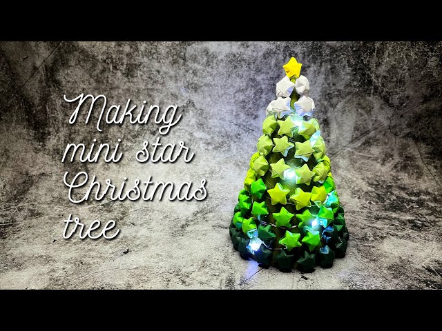 Make a mini Christmas tree with lucky stars papper