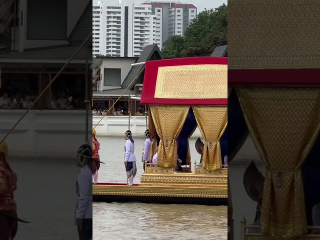 #Thailand 🇹🇭 #Bangkok The Royal Barge Procession | 2024 27 Oct | Their Majesties the King and Queen.