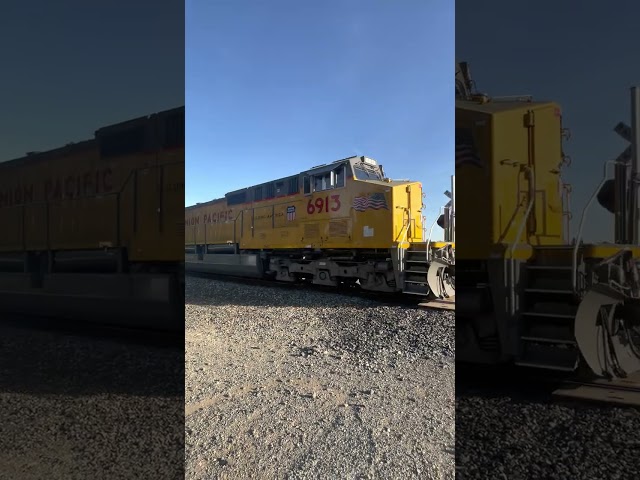 Up 6913 intermodel train leaving Chico CA