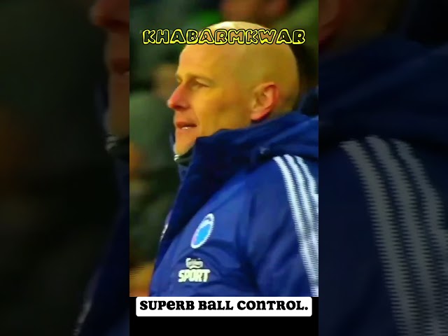 Mind-Blowing Ball Control by Football Coaches! ⚽🔥#shorts #كرة_القدم #football #futbol #خبر_مكور