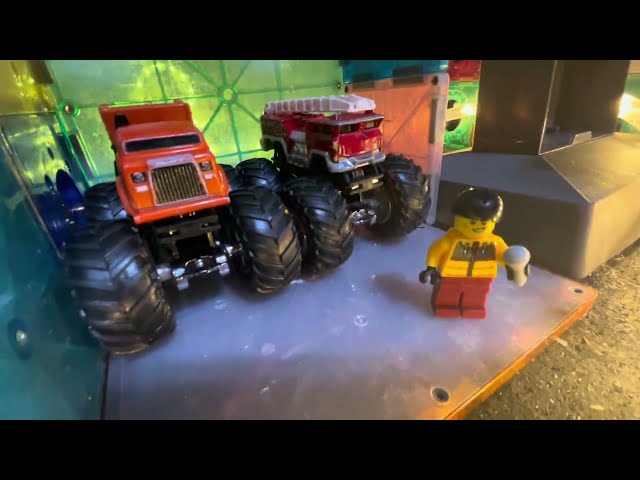 🔥 EPIC MONSTER TRUCK SHOWDOWN! Who will dominate the Hot Wheels track in this ultimate…