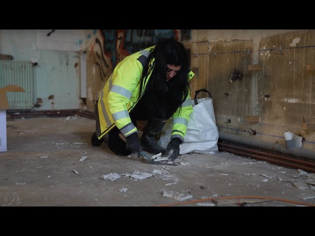 Clearing The Last Rooms On The Ground Floor Of The Mucky Mansion