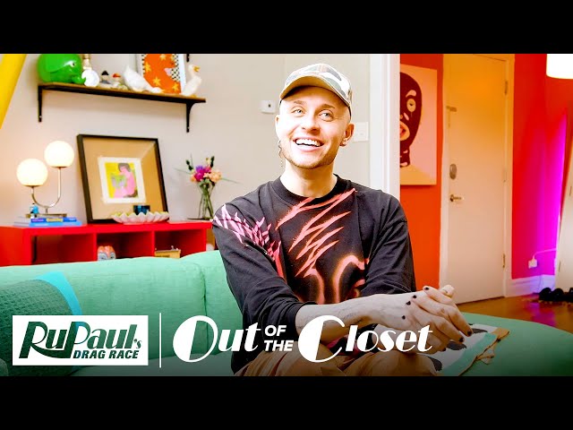 Daya Betty 🧷 Tour the Fashion! | S7 E2 | Out of the Closet 👗