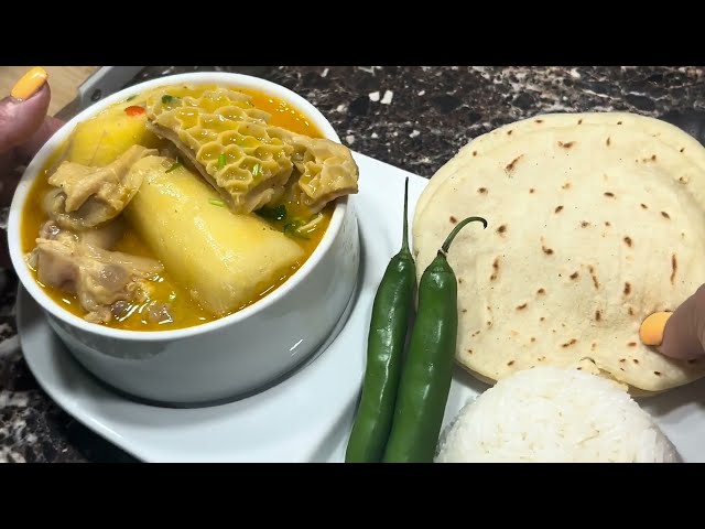 🏖️ La mejor sopa costeña 🌴👩🏻‍🍳 sopa de mondongo en coco 🥥😱