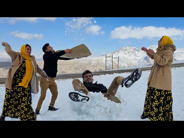 Nomadic Life: Dramatic Farewell to Nomadic Family | Nomadic Couple Returns to Village in Snow ❄️🏔️