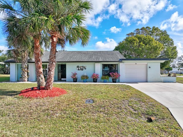 16 Farragut Dr - Tour This Palm Coast Pool Home! 🌊🏡