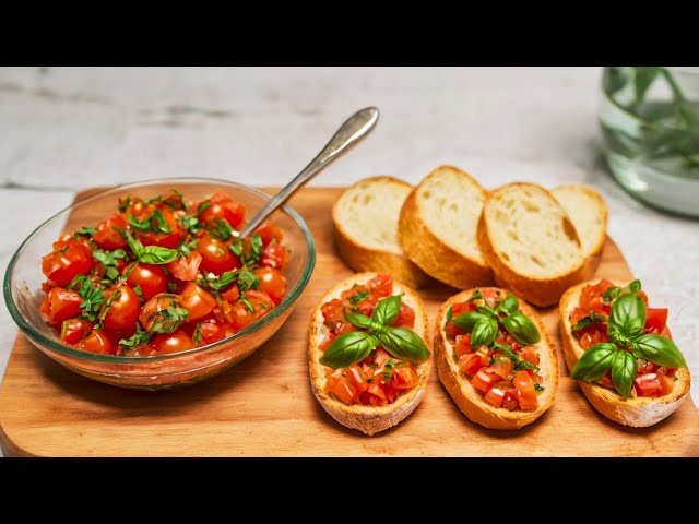 Italian bread spread with 3 ingredients! You've never tasted such delicious tomatoes!