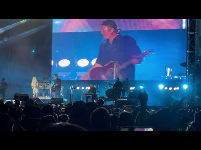 Happy Anywhere - Gwen and Blake Shelton Live @ Country Summer Music Festival, Santa Rosa CA, 6-18-22