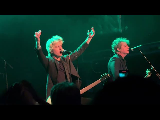 The Coverups - I fought the law (O2 Academy Islington, London 2025)