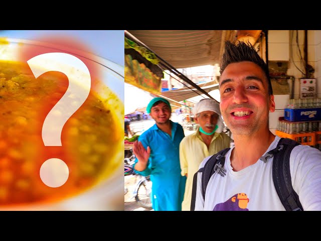 Pakistan's SPICY Chickpea Breakfast: Chanay In Lahore!