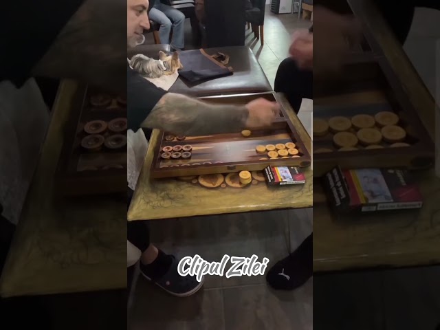 Mânuță și Dan Blondu caterincă la o tablă! Cine câștigă și cine încearcă să trișeze!? 😂✌️🔝