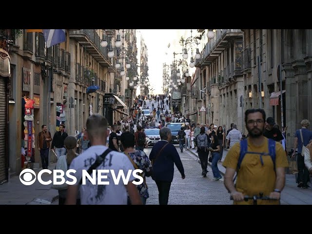 Barcelona mayor turns tourist numbers into weapon against climate change