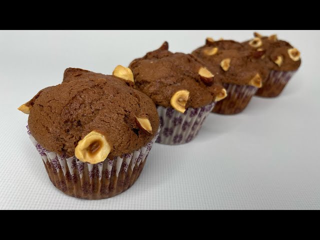 A simple recipe for delicious chocolate cupcakes for tea in 3 minutes!