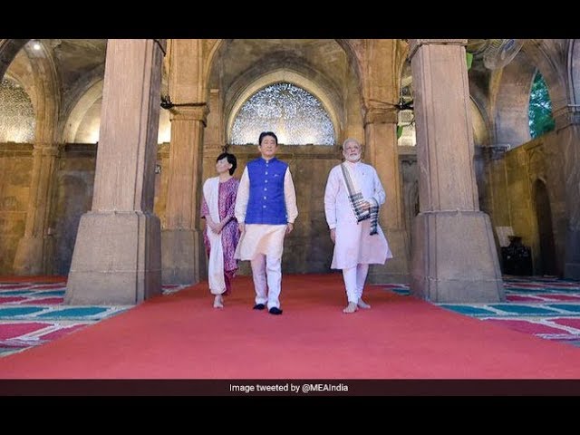 360 Degree Views of Sidi Saiyyed Mosque, Ahmedabad, Gujarat