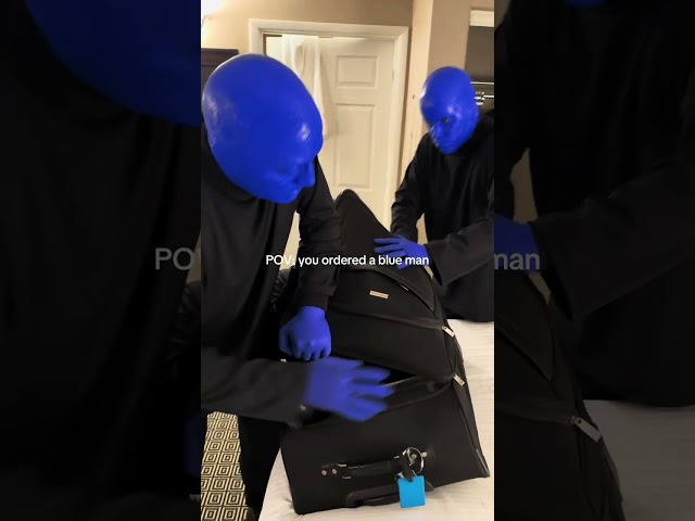 i like my 🗣️🗣️🗣️ sooootcase  #funny #bluemangroup