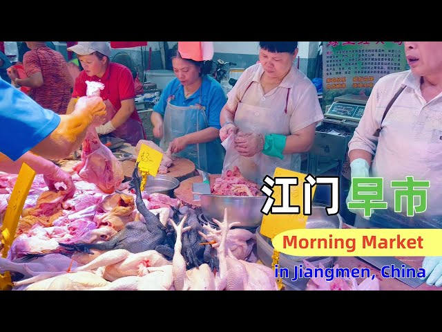 Chinese morning market, freshly cooked pork porridge, 3 yuan rice rolls line up for sale....