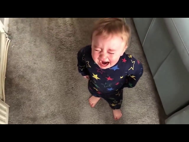 The way to stop my baby crying I BOBO Cute & Funny Videos