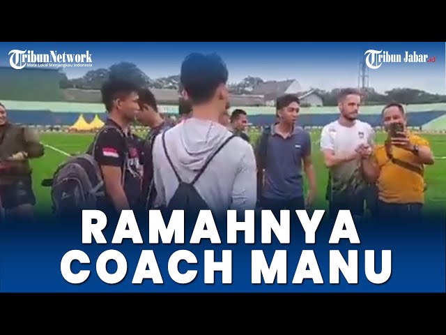 Momen Kocak Coach Manu Persib, Ditawari Seblak: I Like!