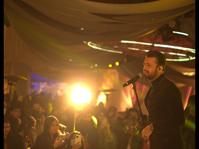 Atif Aslam Live Singing | Khuch Is Tarah | The Lovelight Films