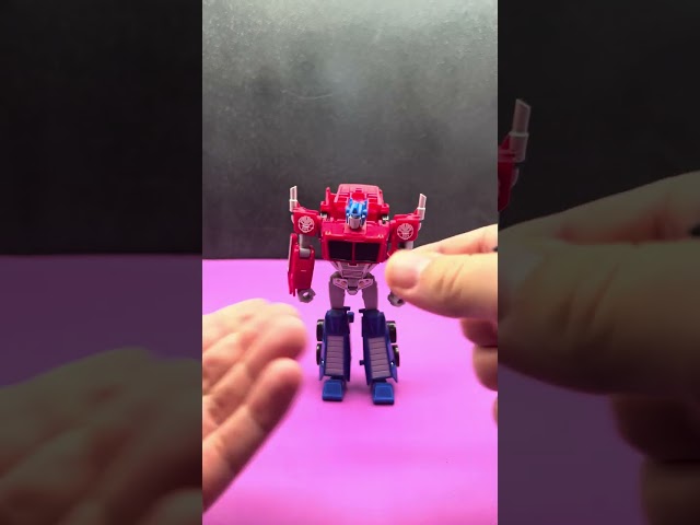 What a Weird toy. Transformers EarthSpark Deluxe Class Optimus Prime unboxing #shorts #asmr