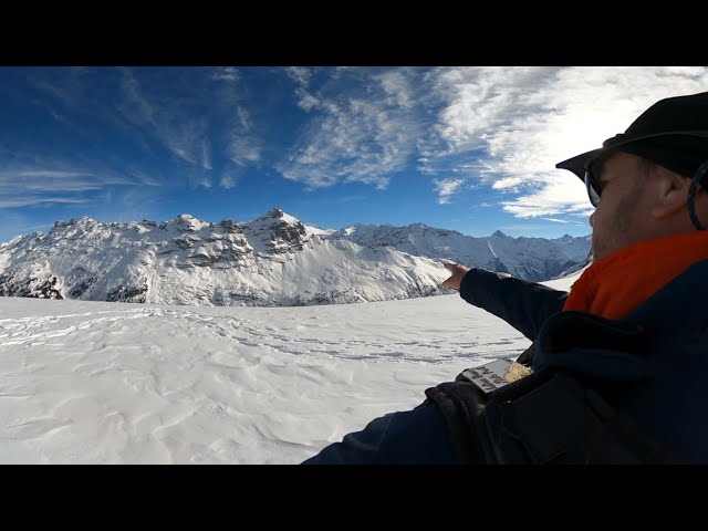 Snowshoeing in the Alps, Switzerland (Daily 360° VR Video)