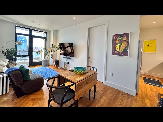 2 Bed 1 bath with double balcony in prime Williamsburg location