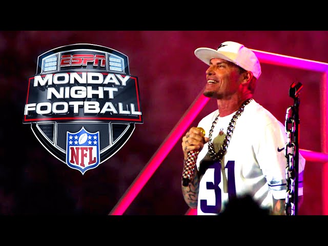 Vanilla Ice | Monday Night Football Halftime Performance | Vikings vs. Bears