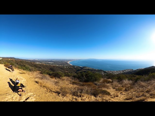 Temescal Canyon Trail Summit - Pacific Palisades (360 Video)