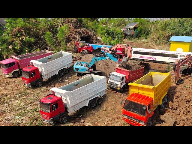 Muatan Berat Mobil Truk Canter Fuso Isuzu NMR ELF Oleng, Rc Excavator Loading Pasir Ayak