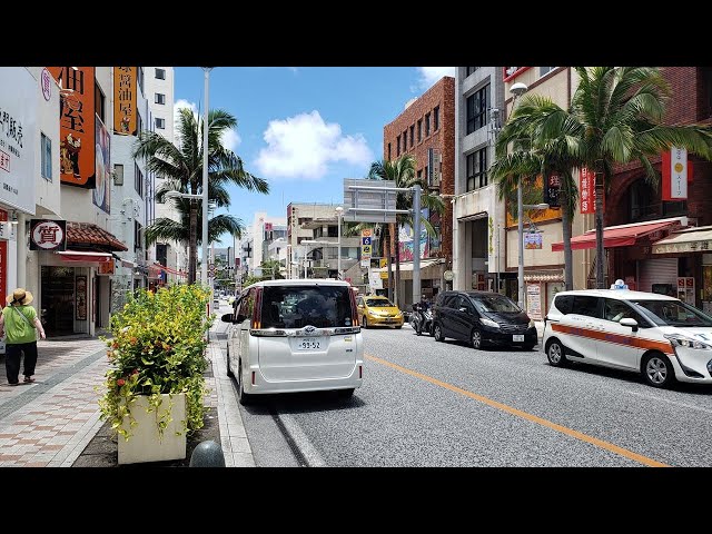 VR: Walk at busy Kokusaidori street (Naha/Okinawa)