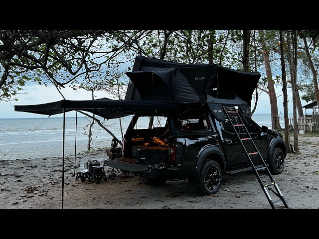 Camping / physis Campsite Mersing /Nissan Navara pro 4X / Nomad Alu 190 /Roof Top Tent / 270 Awning.